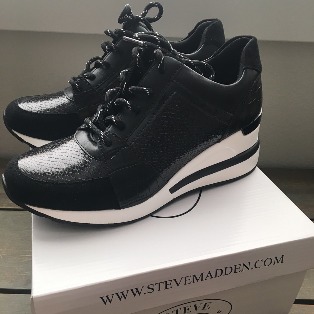 Steve Madden Quince Wedge Sneakers